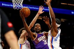 关于杜兰特连续二十场比赛得分超过关键助攻，MAD挑战极限！的信息