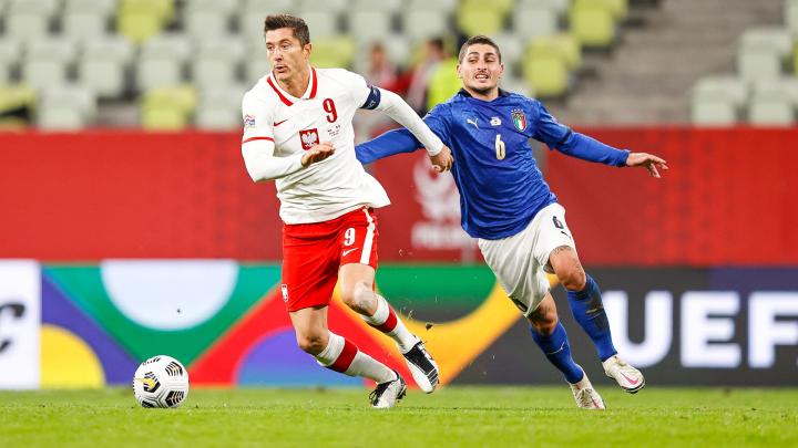 包含莱万多夫斯基在TL比赛中连败,比分优势明显引发热议!的词条 包含莱万多夫斯基在TL比赛中连败,比分优势明显引发热议!的词条